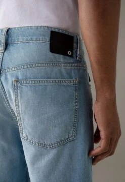 Strellson ROBY - Jeans Shorts - Medium Blau 10 Strellson ROBY - Jeans Shorts - Medium Blau -Strellson 0aef6f686e364c3a8d468483318b29a7