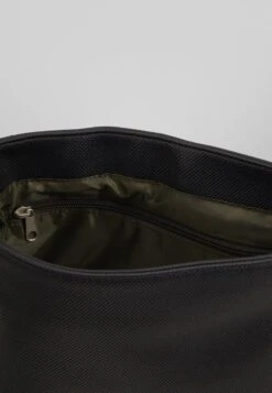 Strellson ROYAL OAK SHOULDERBAG - Umhängetasche - Black -Strellson 4711526b4835429caae4bfddf04bad9c