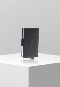 CARTER C-TWO E-CAGE SV8F - Geldbörse - Black -Strellson 781cc4bfa9cc44768f8a5997e501c30e