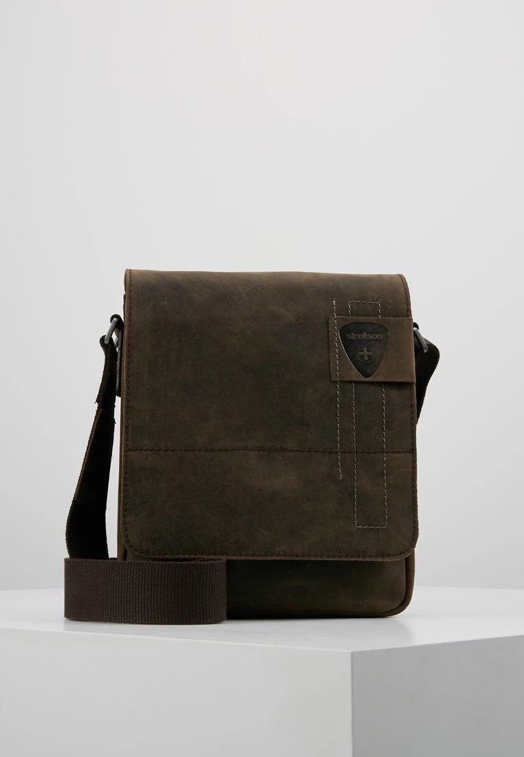 Strellson RICHMOND SHOULDERBAG - Umhängetasche - Dark Brown 1 Strellson RICHMOND SHOULDERBAG - Umhängetasche - Dark Brown